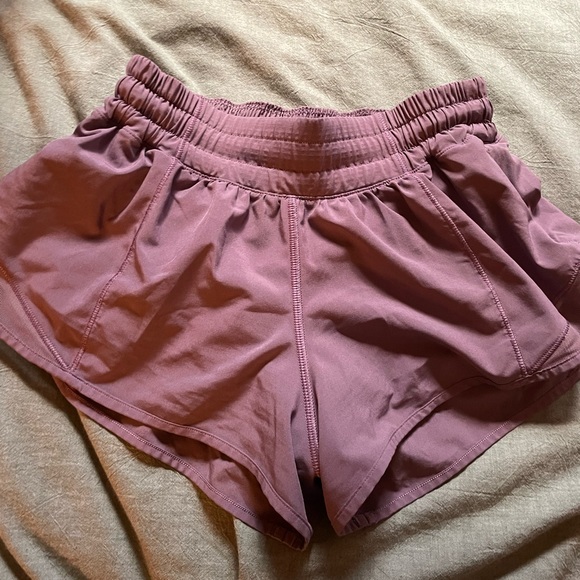 Lululemon Hotty Hot Short